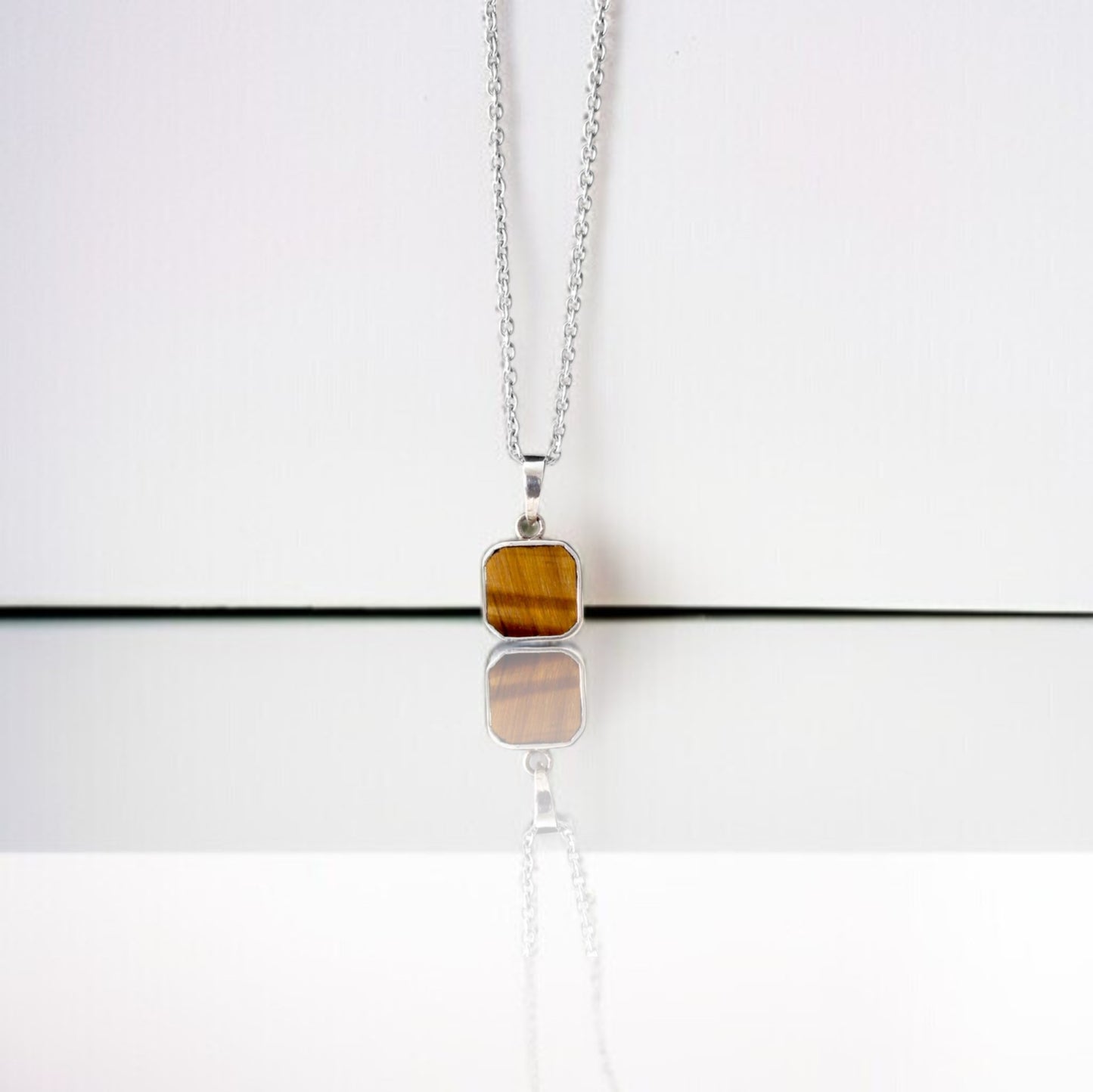 925 Sterling Silver Natural Tiger Eye Pendant Necklace – Unisex Protective Healing Gemstone Jewelry for Strength & Courage