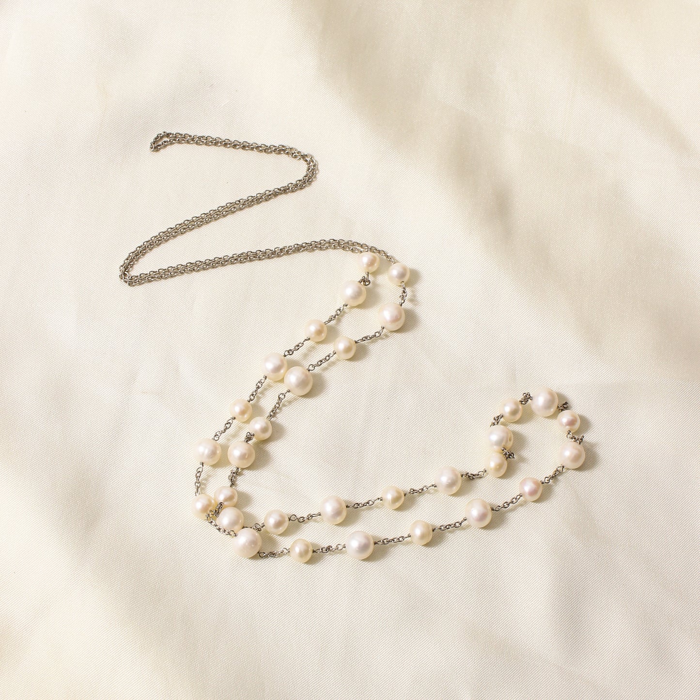 Elegant Natural Pearl Endless Necklace – Timeless Freshwater Gemstone Strand for Effortless Style