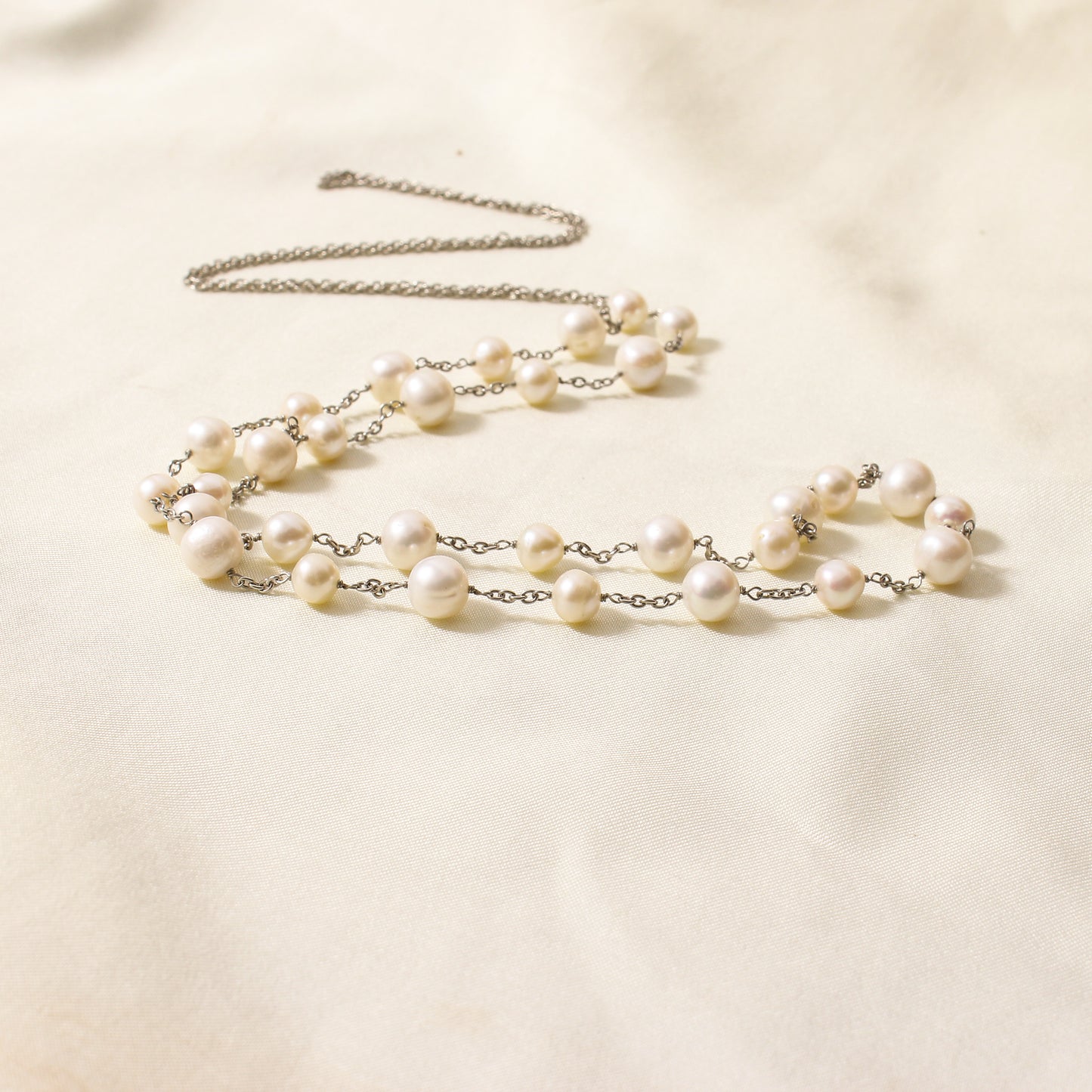 Elegant Natural Pearl Endless Necklace – Timeless Freshwater Gemstone Strand for Effortless Style