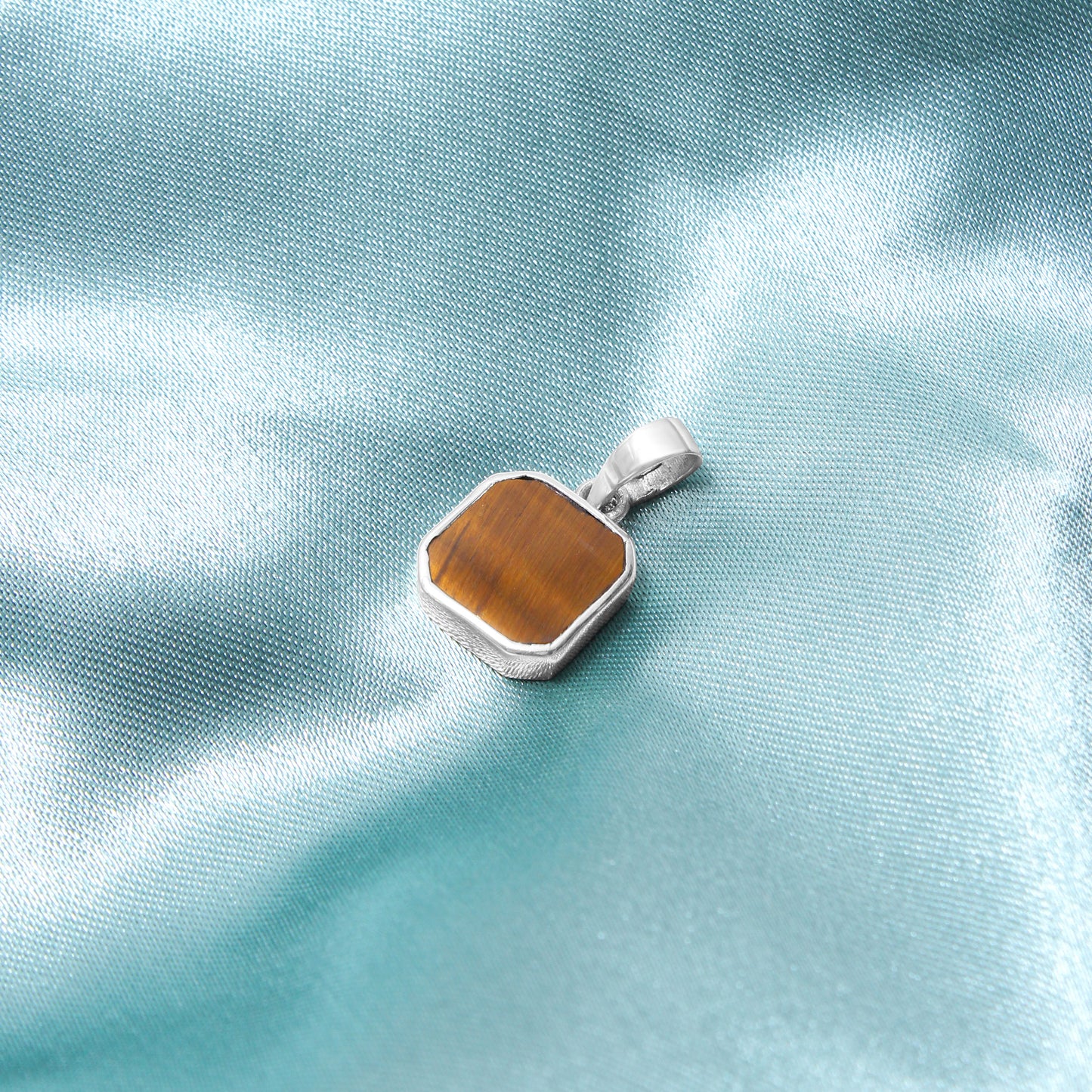 925 Sterling Silver Natural Tiger Eye Pendant Necklace – Unisex Protective Healing Gemstone Jewelry for Strength & Courage