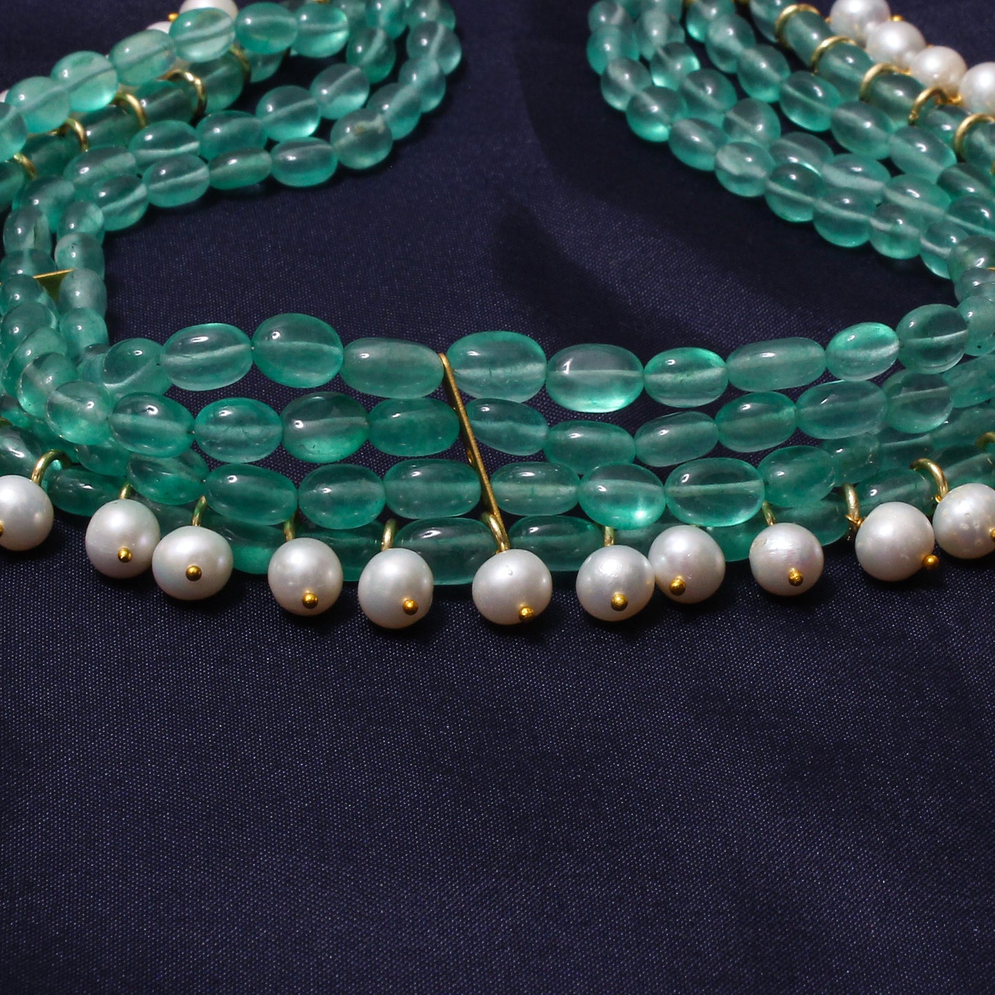 Natural Green Quartz & Pearl Choker Necklace – Elegant Fusion Jewelry for Modern Ethnic Looks