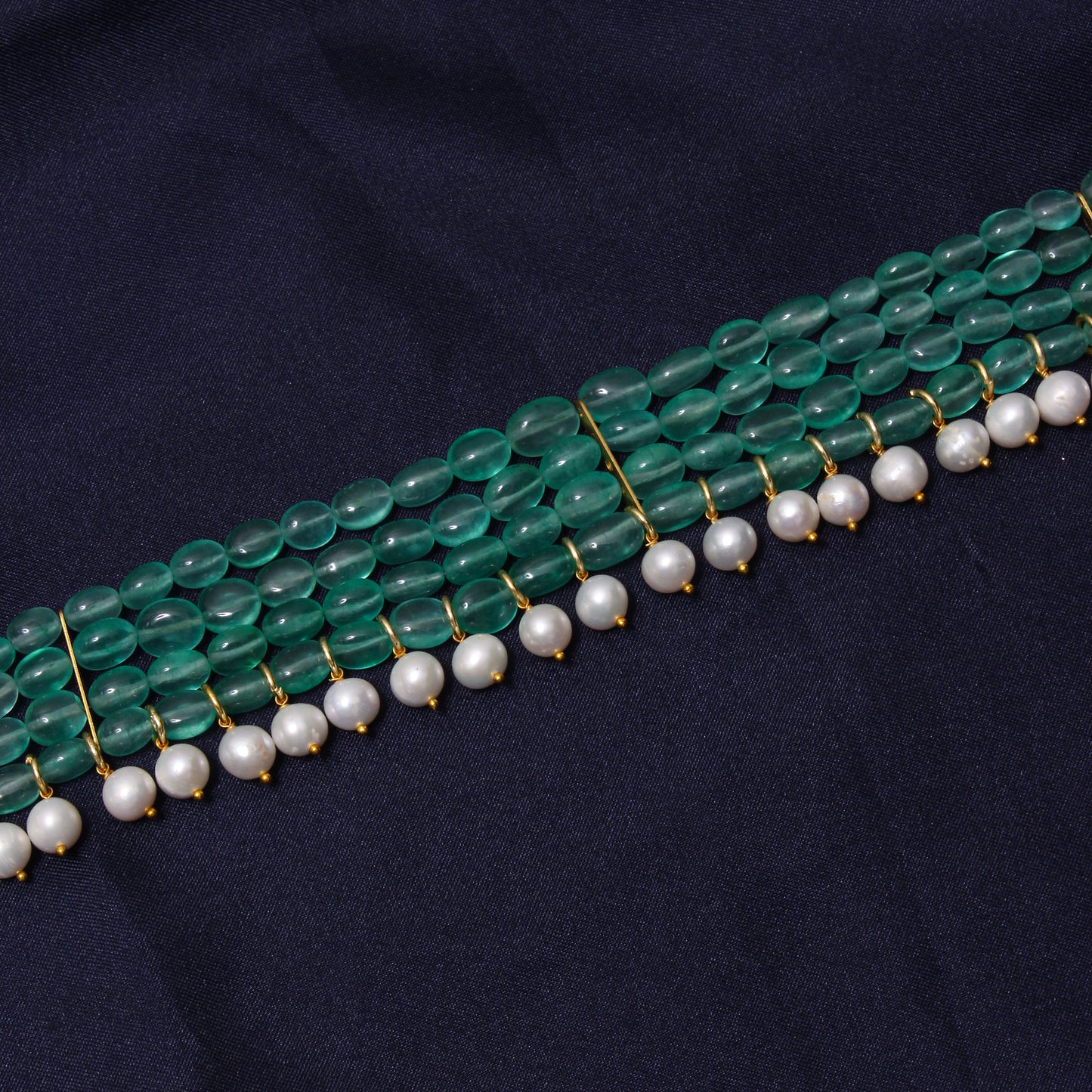 Natural Green Quartz & Pearl Choker Necklace – Elegant Fusion Jewelry for Modern Ethnic Looks