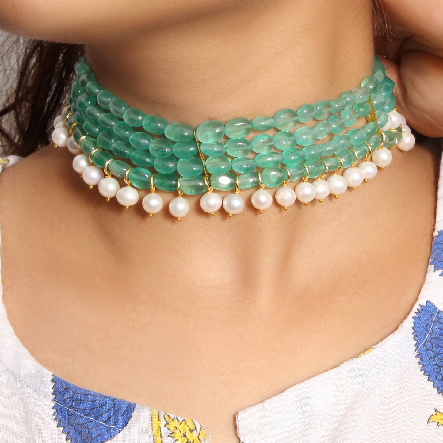 Natural Green Quartz & Pearl Choker Necklace – Elegant Fusion Jewelry for Modern Ethnic Looks