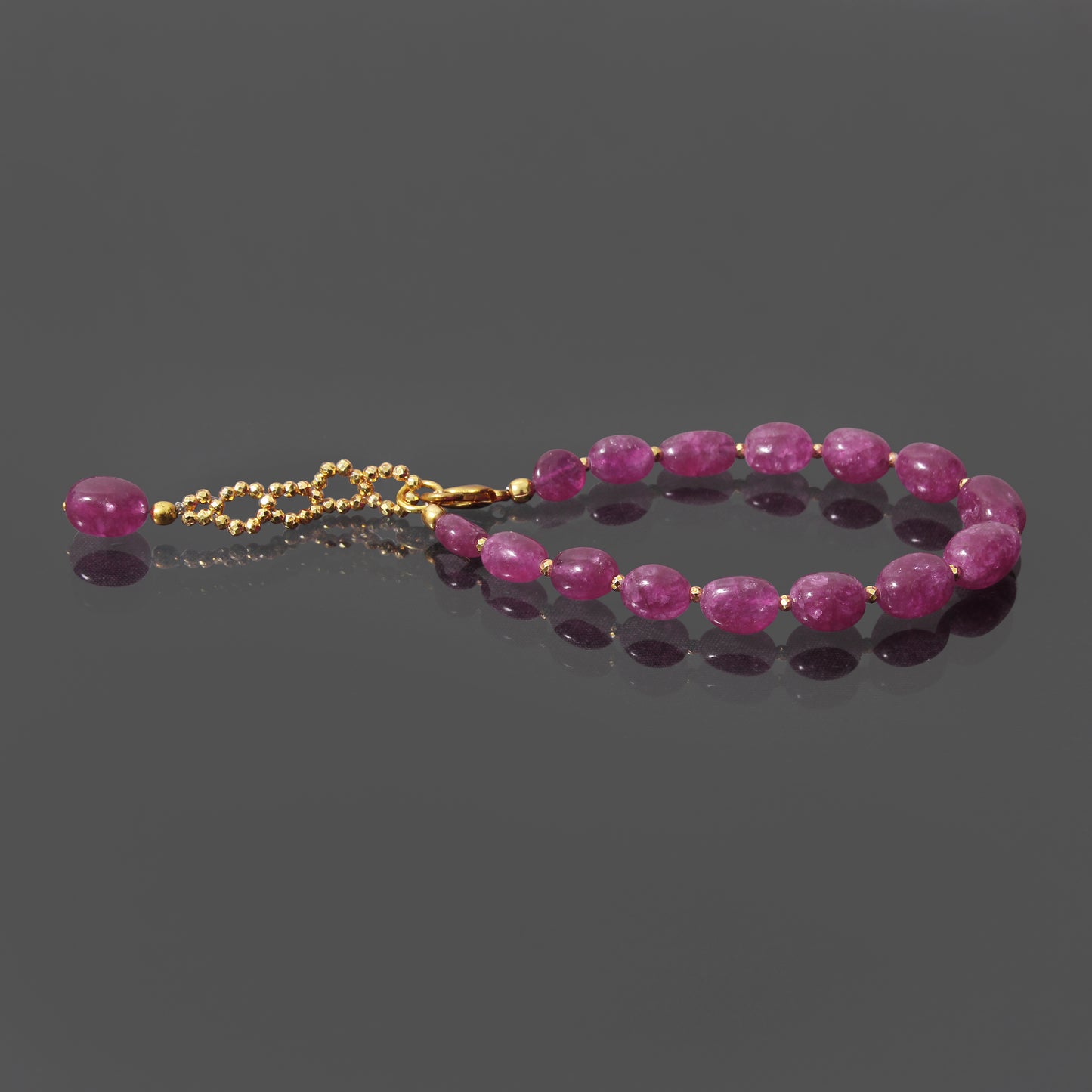 Stunning Hematite and Ruby Oval Gemstone Bracelet – Elegant & Versatile