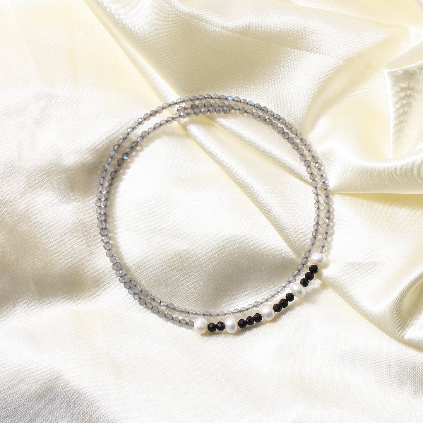 Natural Labradorite, Black Spinel & Pearl Choker Necklace – Elegant Glow & Protection