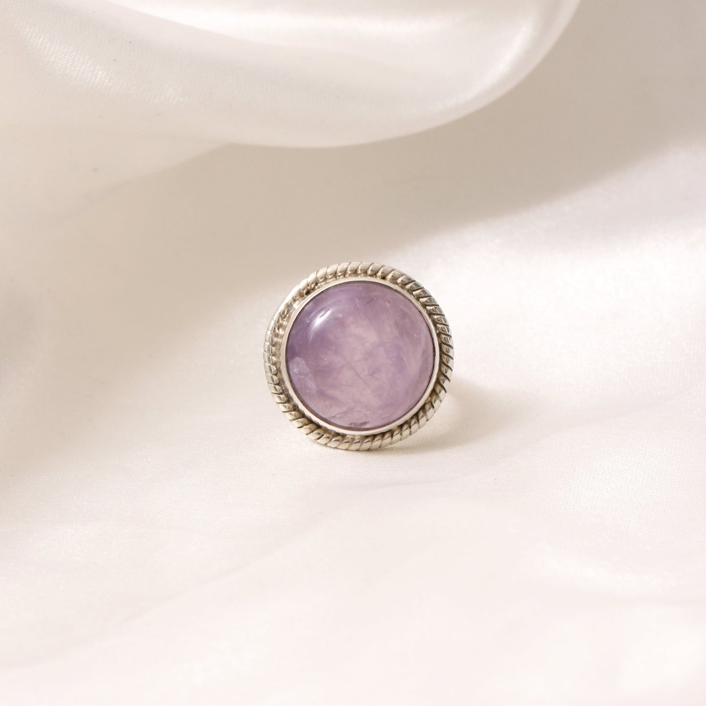 925 Sterling Silver Amethyst Gemstone Ring – Calming Purple Gemstone for Balance & Spiritual Growth