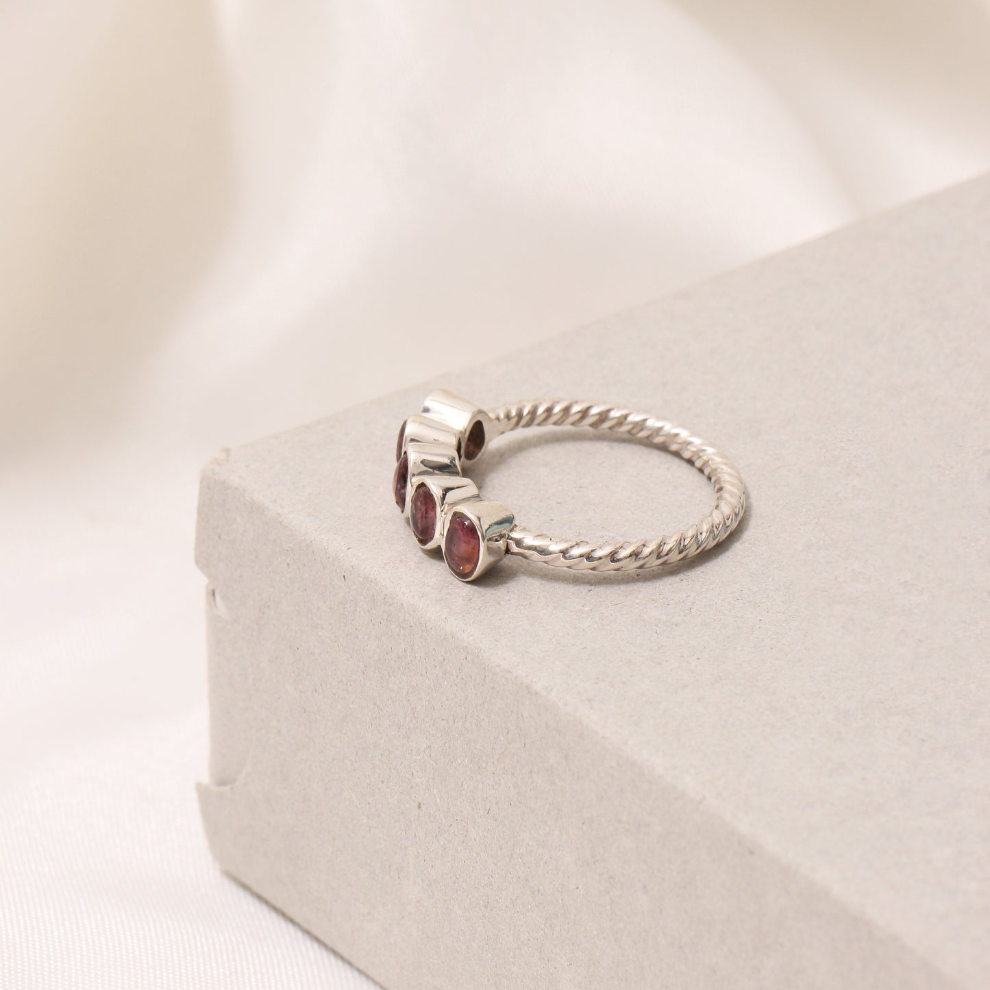 Elegant 925 Sterling Silver Multi-Stone Pink Tourmaline Gemstone Ring – Delicate & Vibrant Design