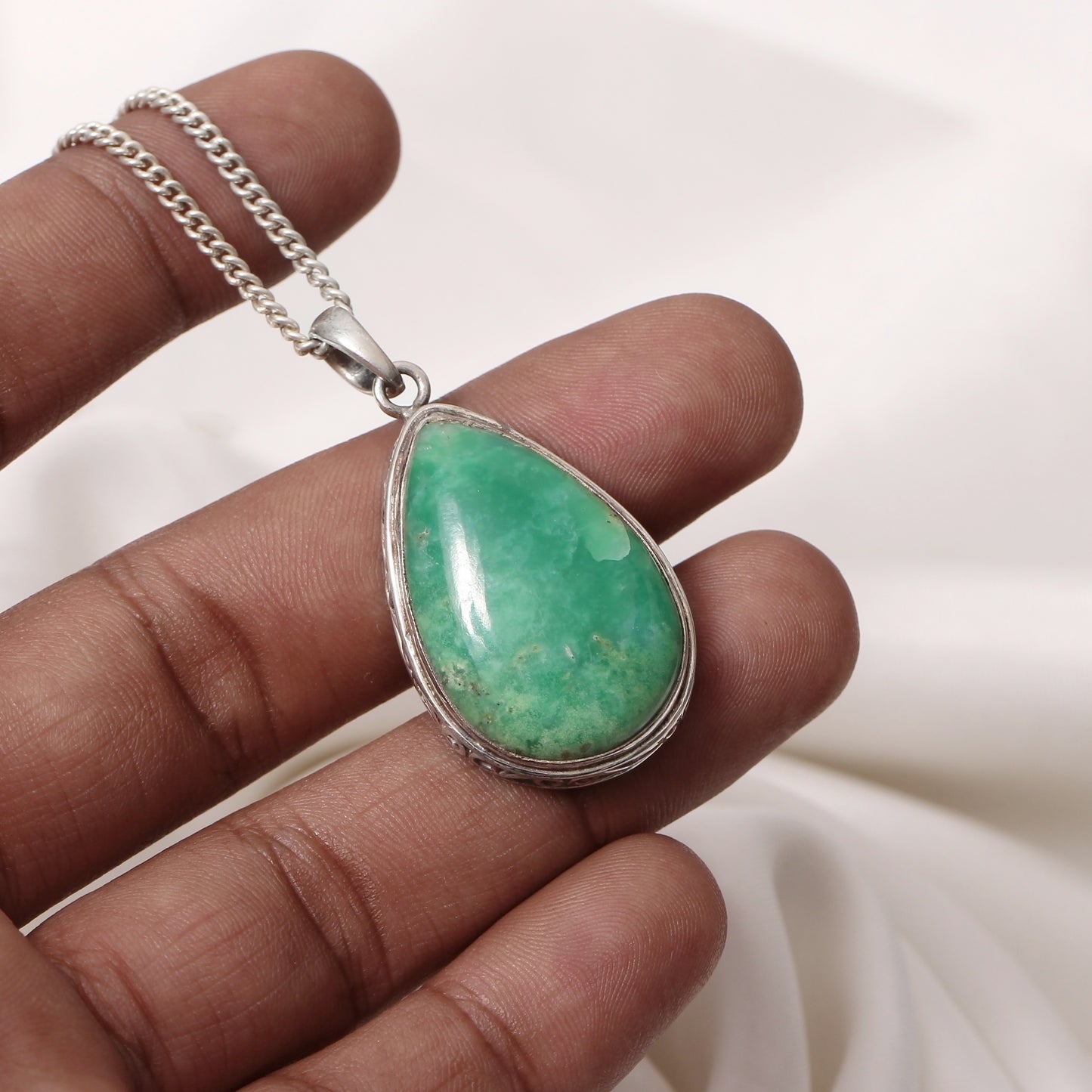 925 Sterling Silver Chrysoprase Teardrop Pendant Necklace