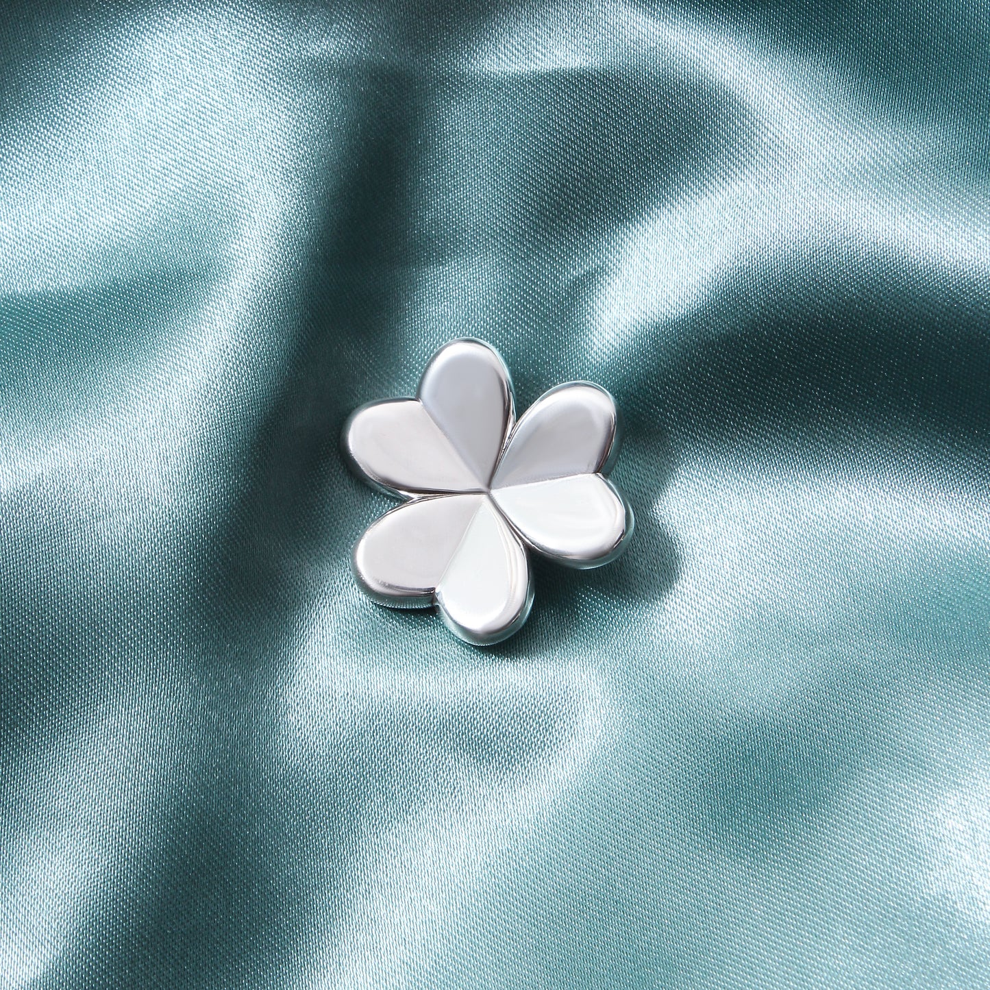 Elegant 925 Sterling Silver Three-Leaf Clover Pendant Necklace – Stylish Jewelry for Women