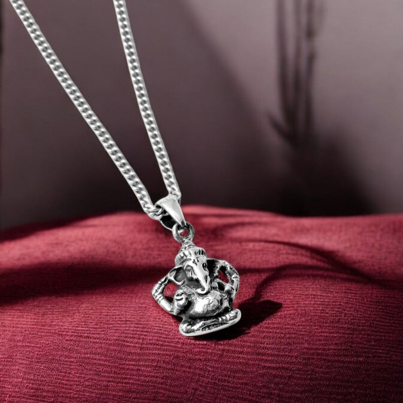 925 Sterling Silver Lord Ganesha Pendant – Spiritual & Auspicious Jewelry
