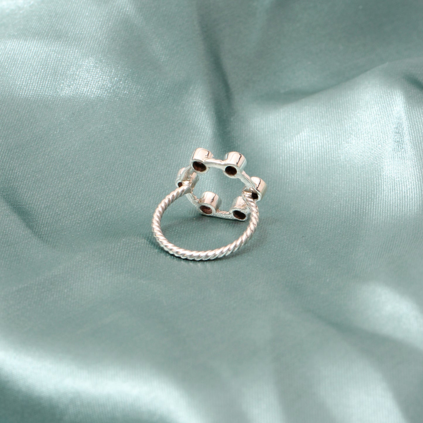 925 Sterling Silver Pink Tourmaline Floral Ring - Elegant Gemstone Bloom