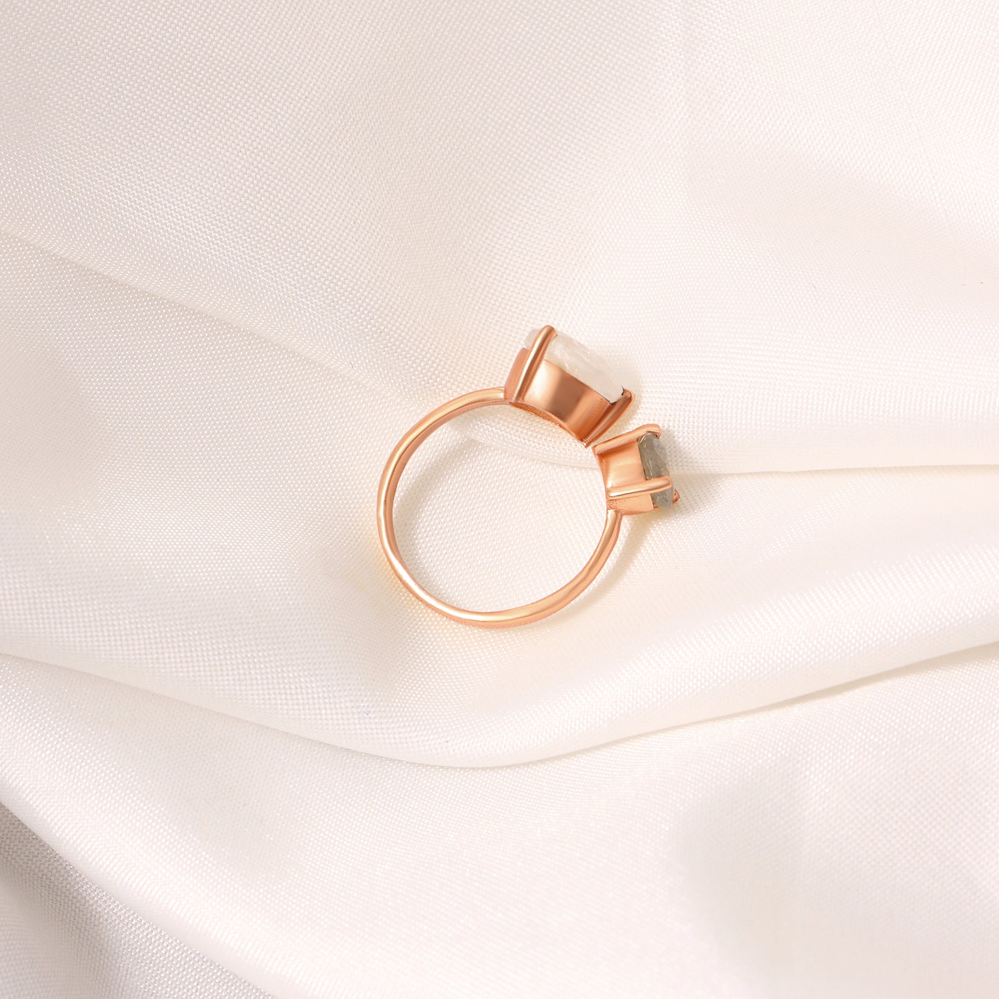 Labradorite & Moonstone Gemstone Ring – Intuition, Balance & Transformation