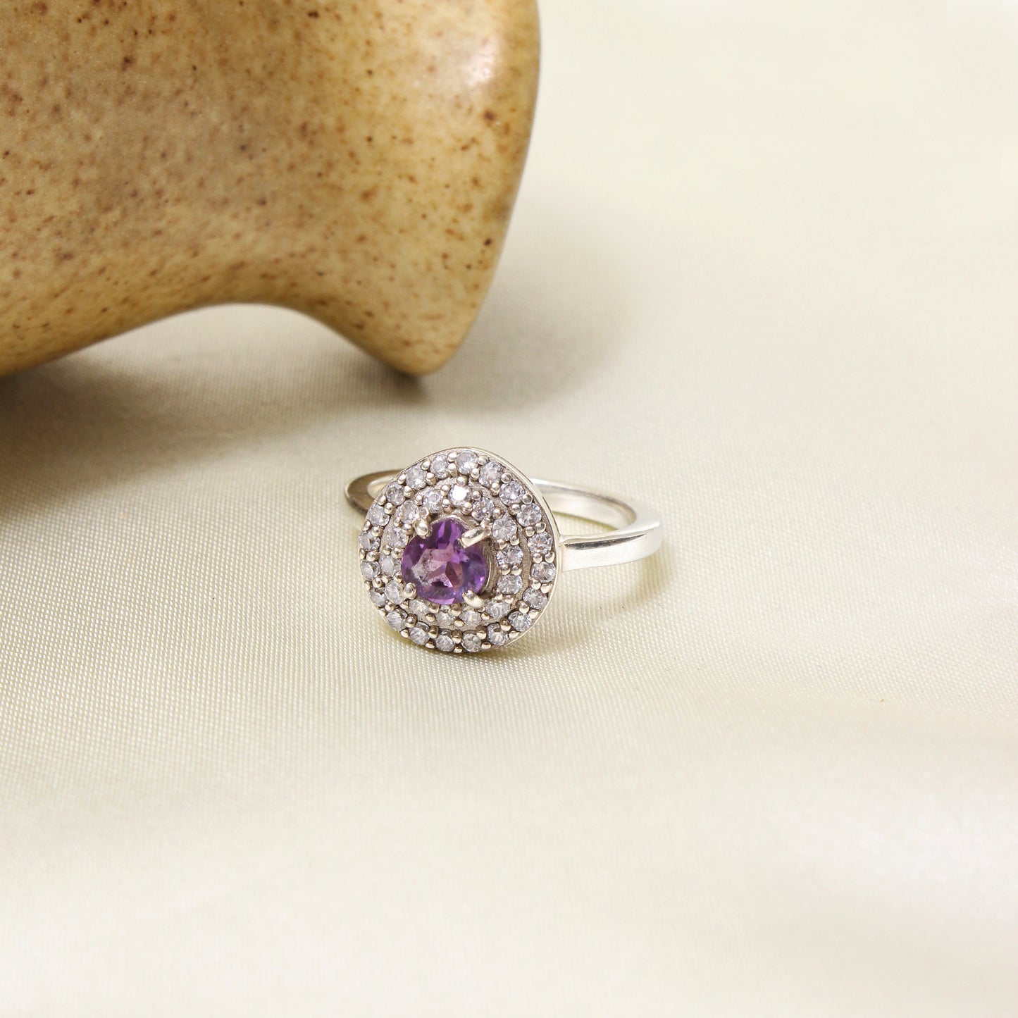 925 Sterling Silver Natural Amethyst Halo Ring – Elegant February Birthstone for Calm & Clarity