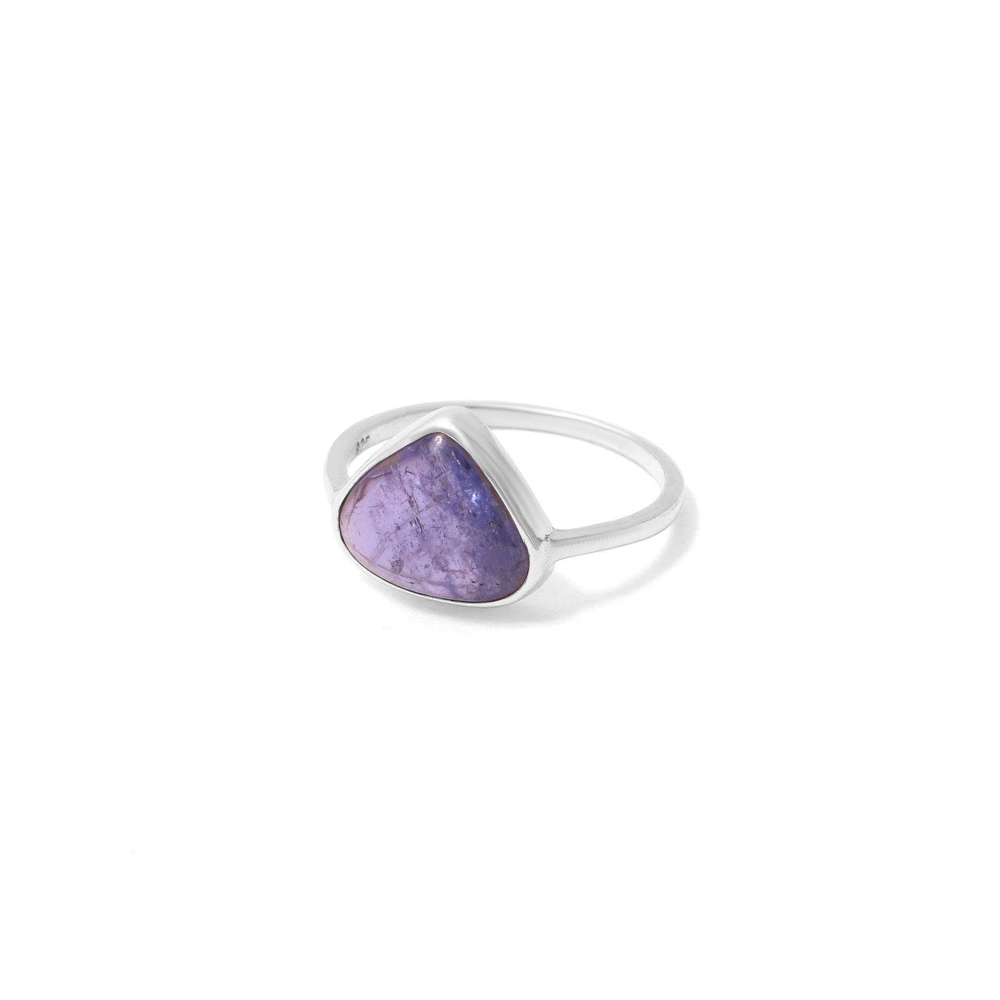 Natural Tanzanite Gemstone Ring – Exquisite Blue-Purple Radiance in Sterling Silver