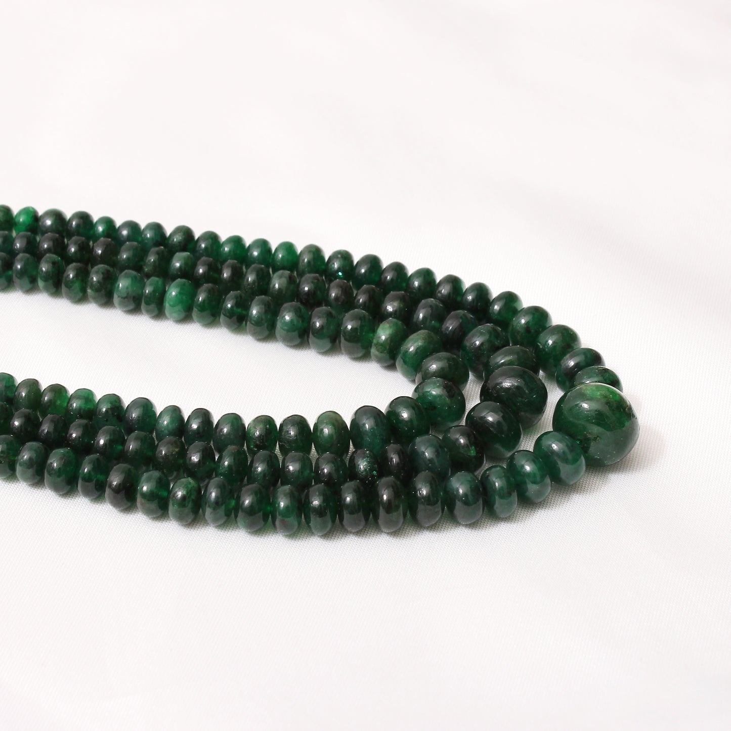 Natural Emerald Three-Layer Long Necklace – Elegant Multi-Strand Green Gemstone Necklace