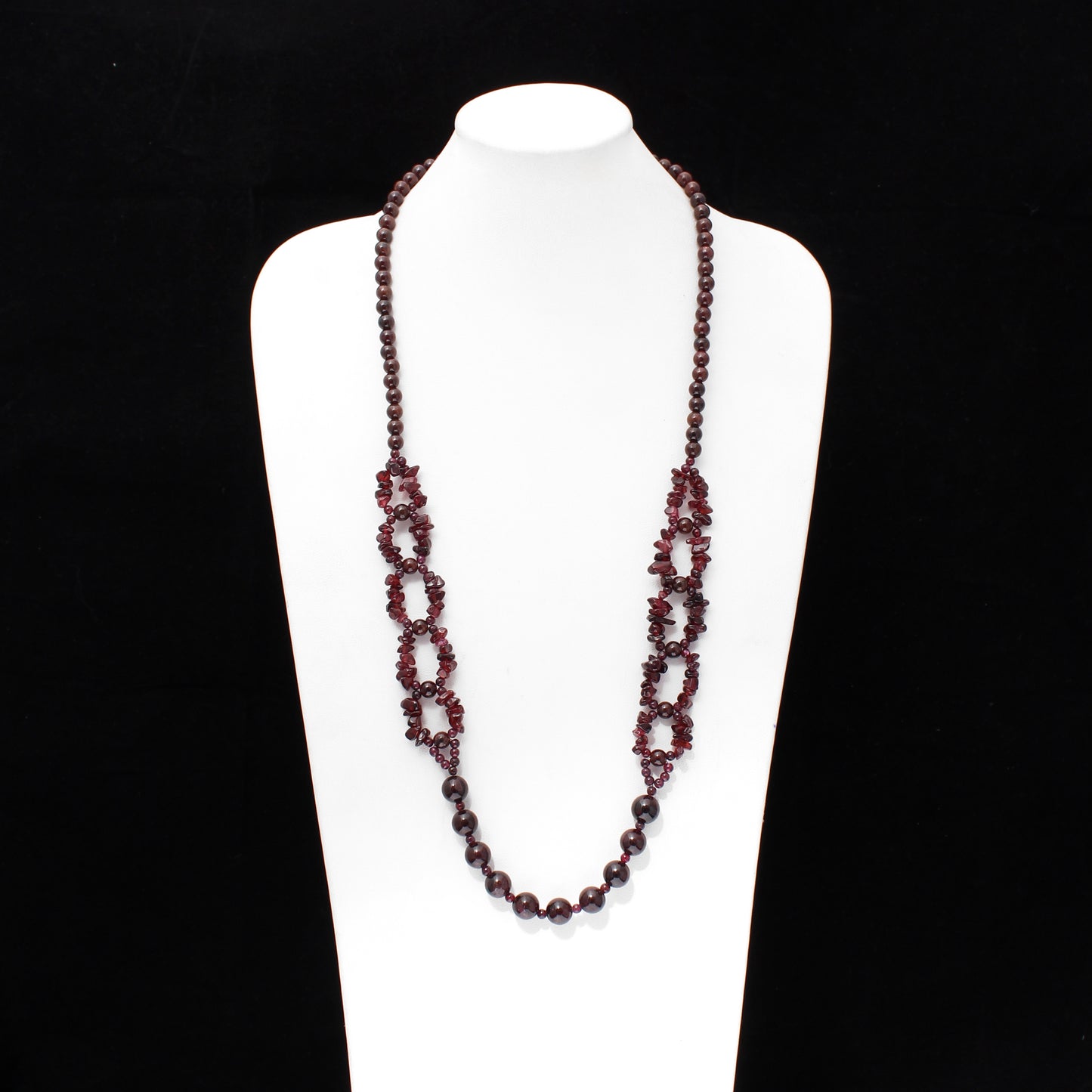 Natural Garnet Beads Gemstone Designer Necklace – Passion, Energy & Elegance
