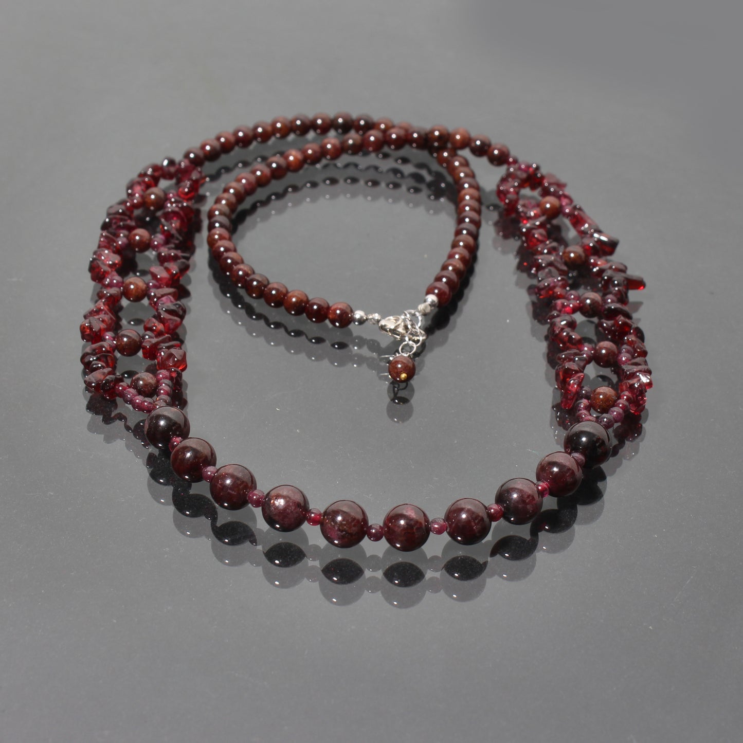Natural Garnet Beads Gemstone Designer Necklace – Passion, Energy & Elegance