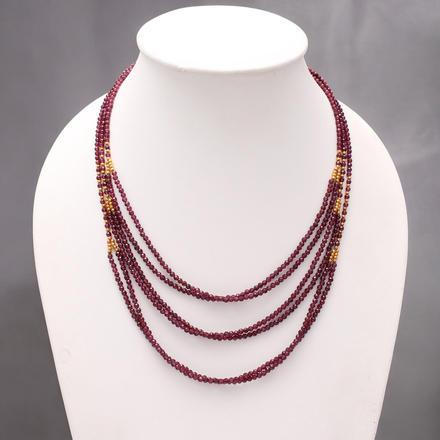 Luxurious Multi-Layer Natural Garnet Beaded Necklace – Elegance in Every Strand