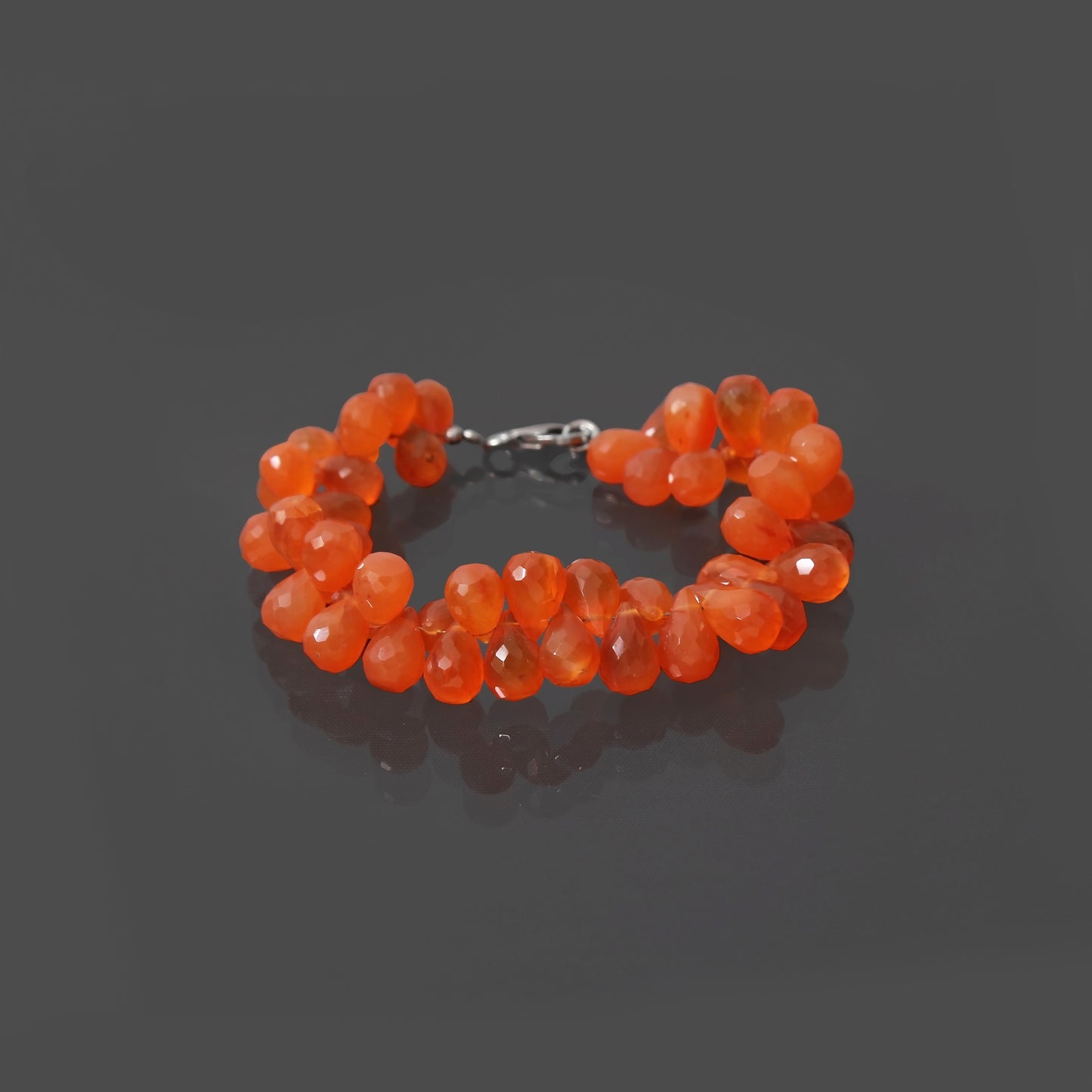 Natural Carnelian Beaded Bracelet – Energizing & Empowering Gemstone Jewelry