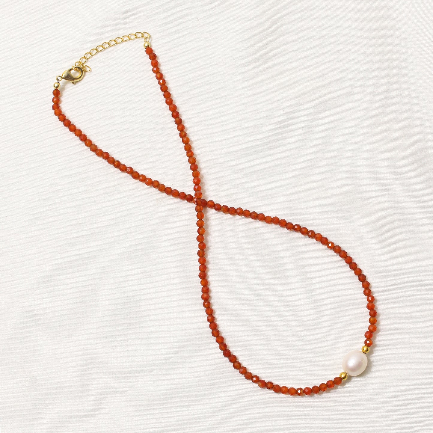 Natural Carnelian Beaded Necklace with Freshwater Pearl – Handmade Healing Gemstone Jewelry for Women