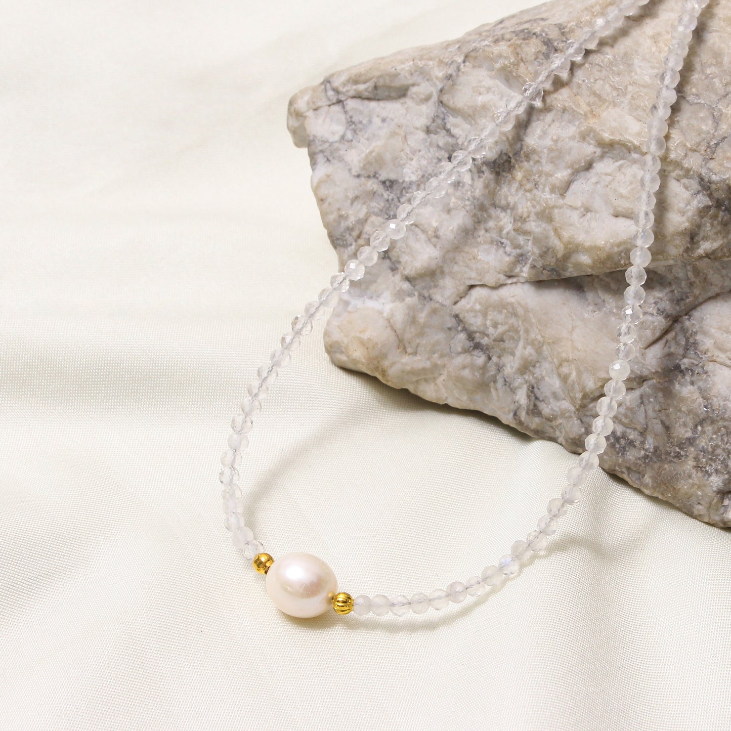 Natural Moonstone & Pearl Beaded Necklace – Handmade Minimalist Choker with Gold Accents, June Birthstone Jewelry for Women