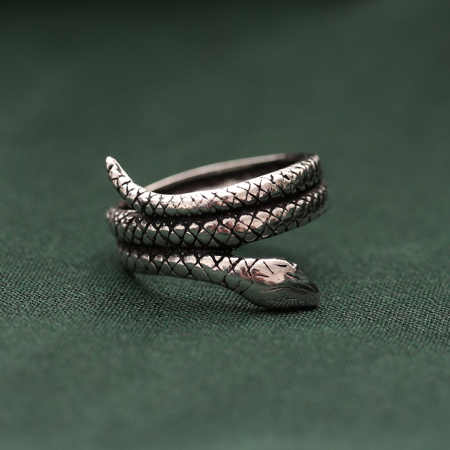 Serpent Snake Shape Ring in Sterling Silver – Adjustable Statement Jewelry for Bold Style