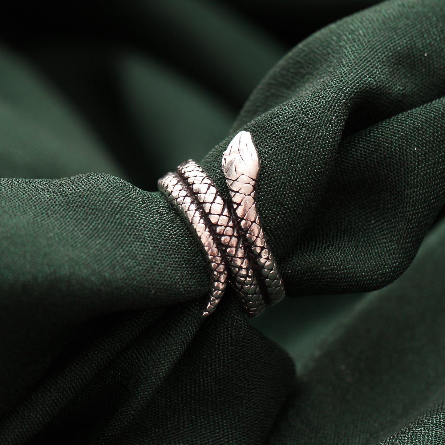 Serpent Snake Shape Ring in Sterling Silver – Adjustable Statement Jewelry for Bold Style