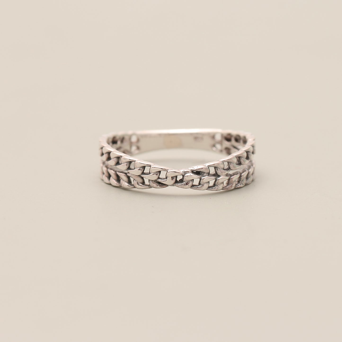 Elegant Celtic Knot Shape Ring – 925 Sterling Silver Braided Design Jewelry for Men & Women