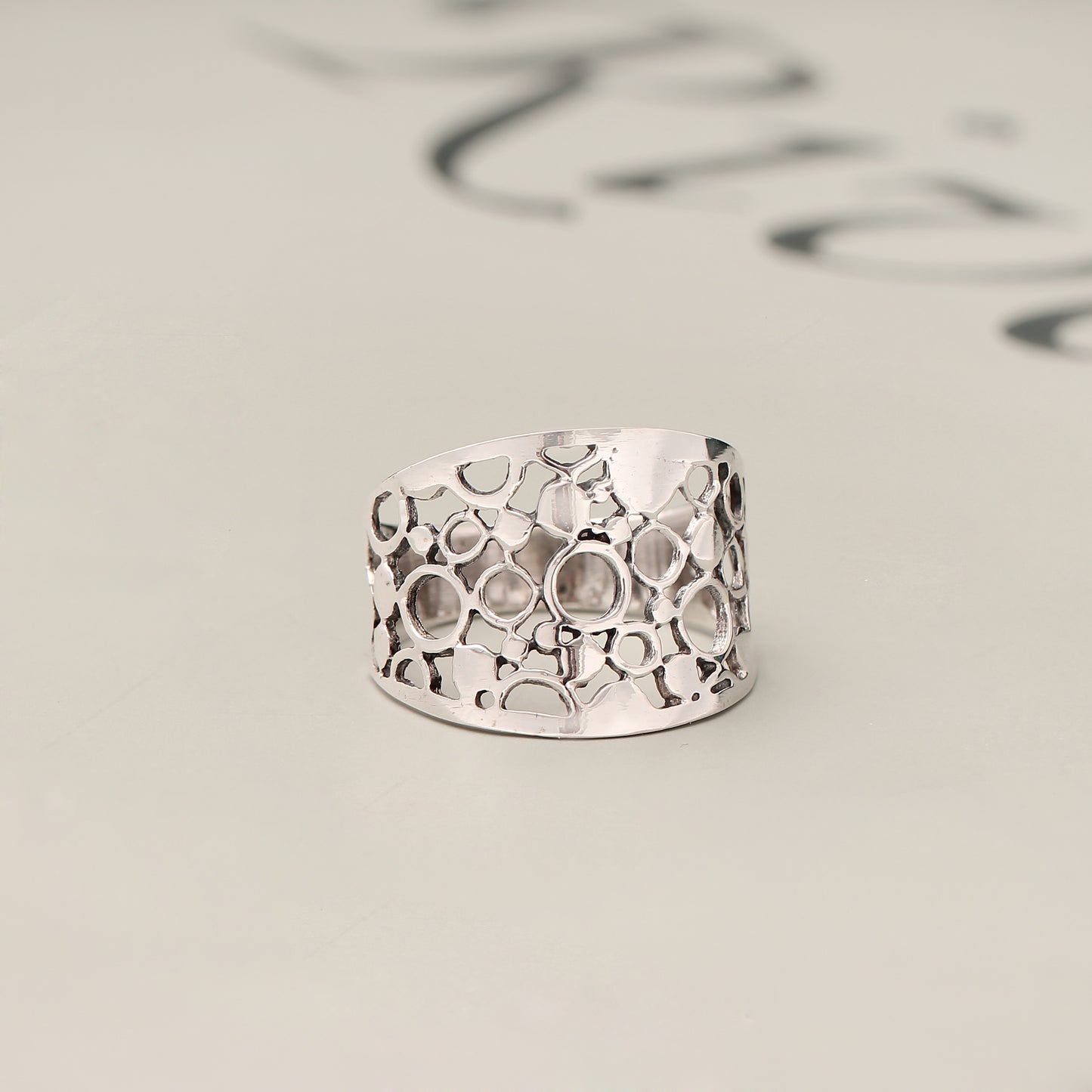 925 Sterling Silver Artistic Hole & Dot Design Ring – Modern Textured Statement Jewelry