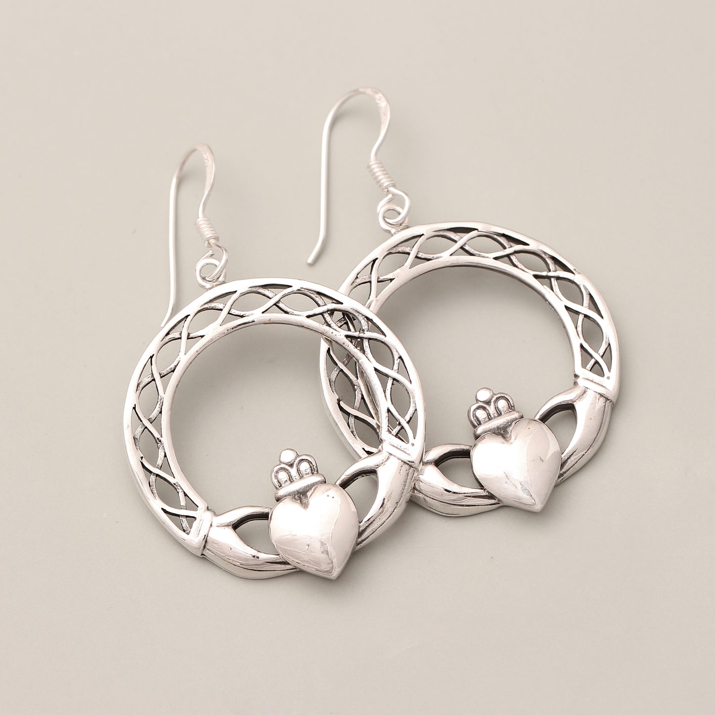 Sterling Silver Claddagh Circle Dangle Earrings – Symbol of Love, Loyalty & Friendship, Celtic Heart Crown Design