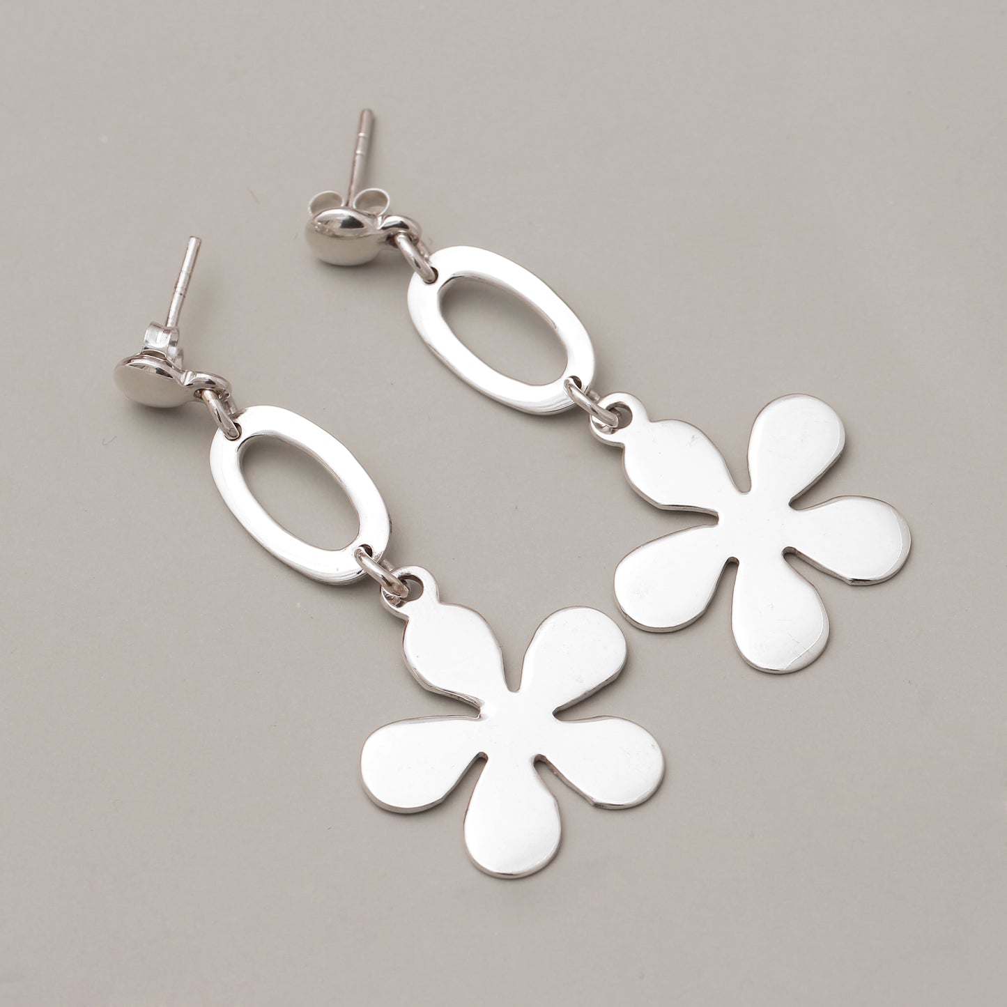 Sterling Silver Flower-Shaped Drop Earrings – Modern Floral Dangle Earrings, Minimalist Statement Jewelry for Women