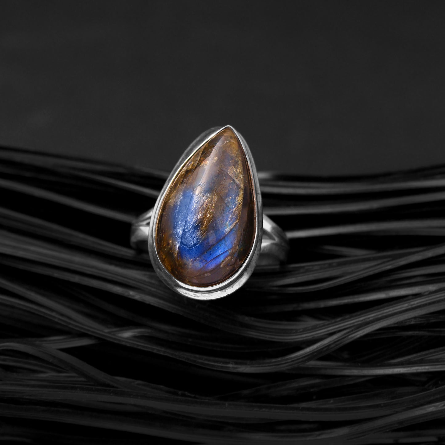 Natural labradorite Gemstone Ring