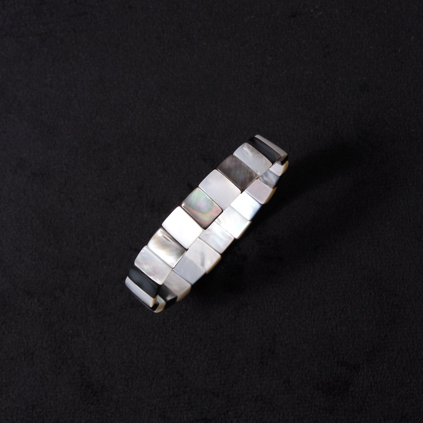 Elegant Natural Shell Versatile Look Bracelet – Handmade Stretch Jewelry for Balance & Ocean-Inspired Style