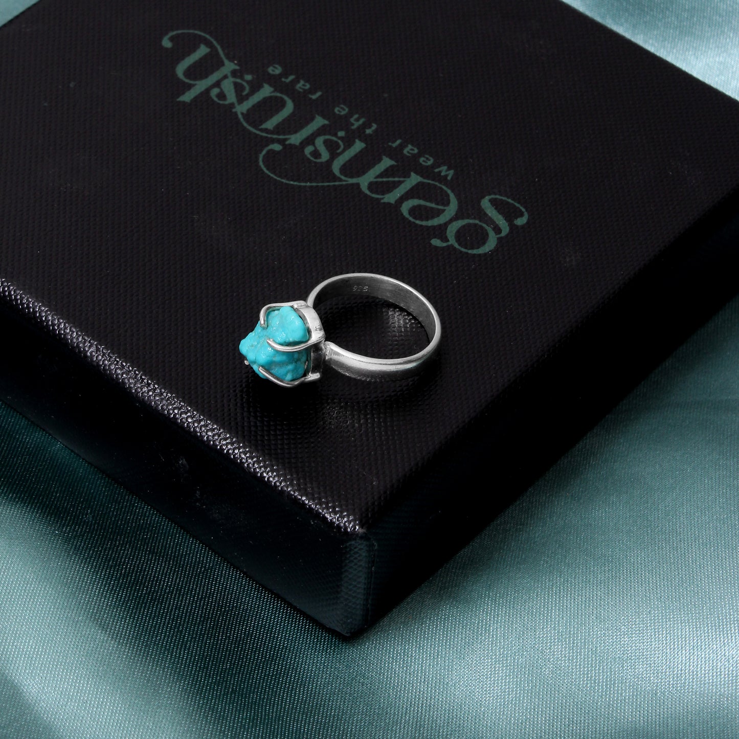 925 Sterling Silver Raw Natural Turquoise Ring – Unisex Handmade Healing Gemstone Jewelry for Protection & Clarity