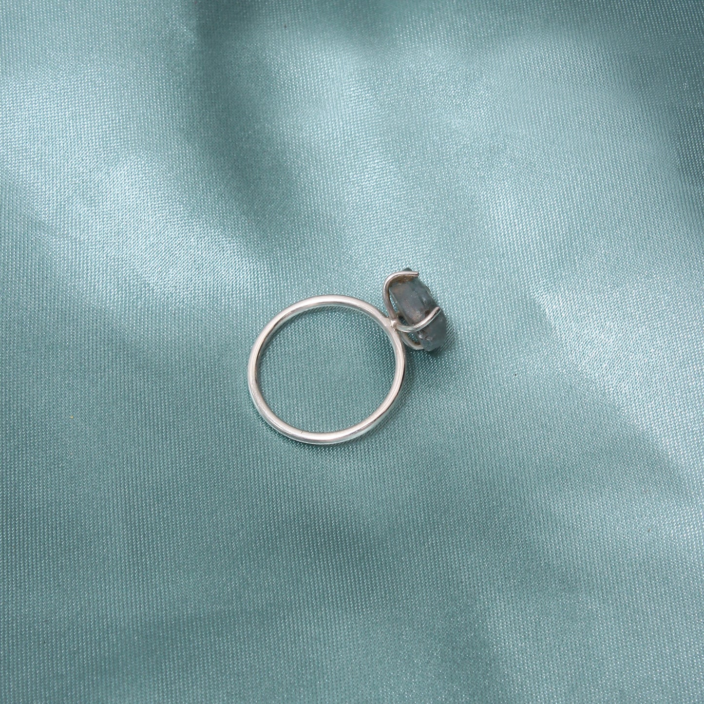 925 Sterling Silver Raw Natural Aquamarine Ring – Calming Blue Gemstone for Clarity & Serenity