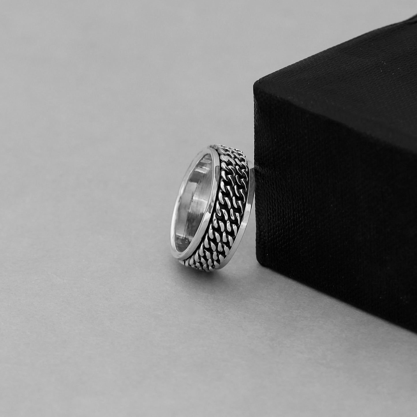 925 Sterling Silver Braided Spinner Ring