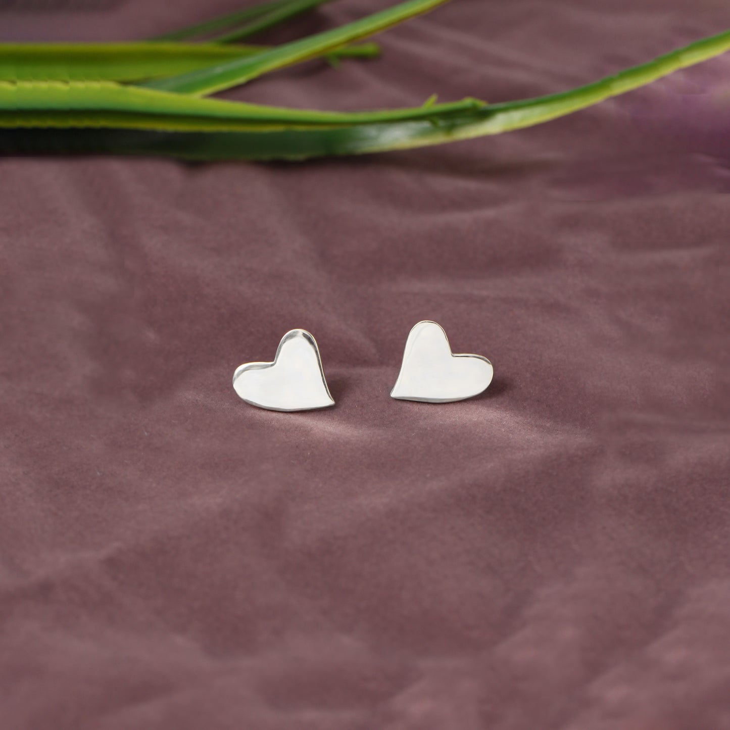 Natural 925 Solid Sterling Silver Curved Heart Earring