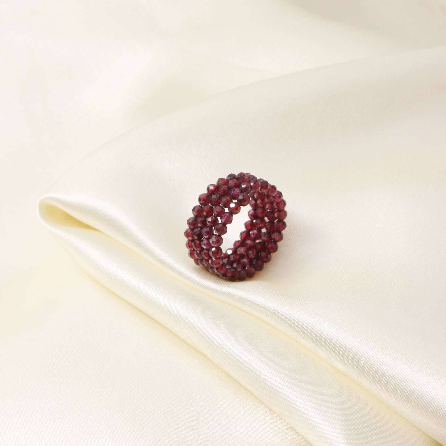 Natural Garnet Beaded Gemstone Ring – Handcrafted Elegance for Every Occasion