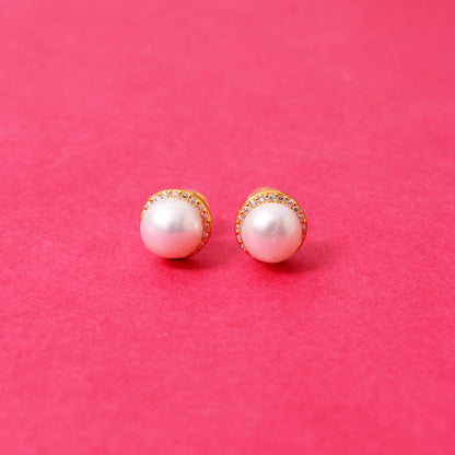 Radiate Elegance – Natural Pearl Stud Earrings in 925 Sterling Silver with Gold Plating