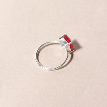 925 Sterling Silver Ruby Quartz Gemstone Ring – Bold Elegance with Radiant Beauty