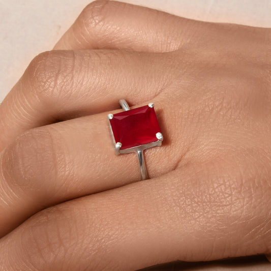 925 Sterling Silver Ruby Quartz Gemstone Ring – Bold Elegance with Radiant Beauty