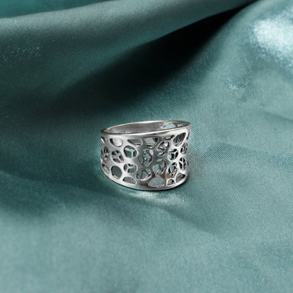925 Sterling Silver Artistic Hole & Dot Design Ring – Modern Textured Statement Jewelry