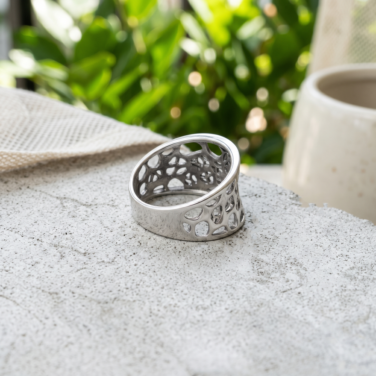 925 Sterling Silver Artistic Hole & Dot Design Ring – Modern Textured Statement Jewelry
