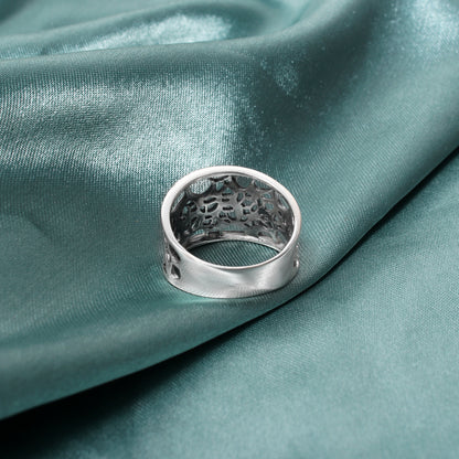 925 Sterling Silver Artistic Hole & Dot Design Ring – Modern Textured Statement Jewelry