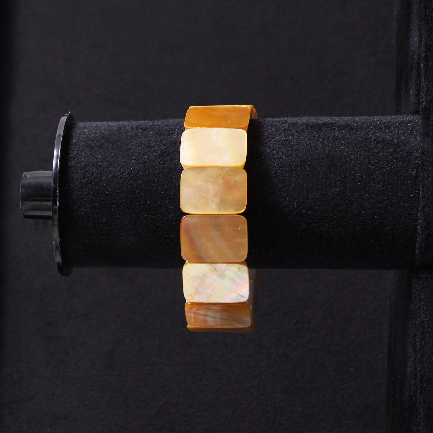 Elegant Natural Shell Pearl Rectangular Beaded Bracelet – Handmade Stretchable Jewelry for Women