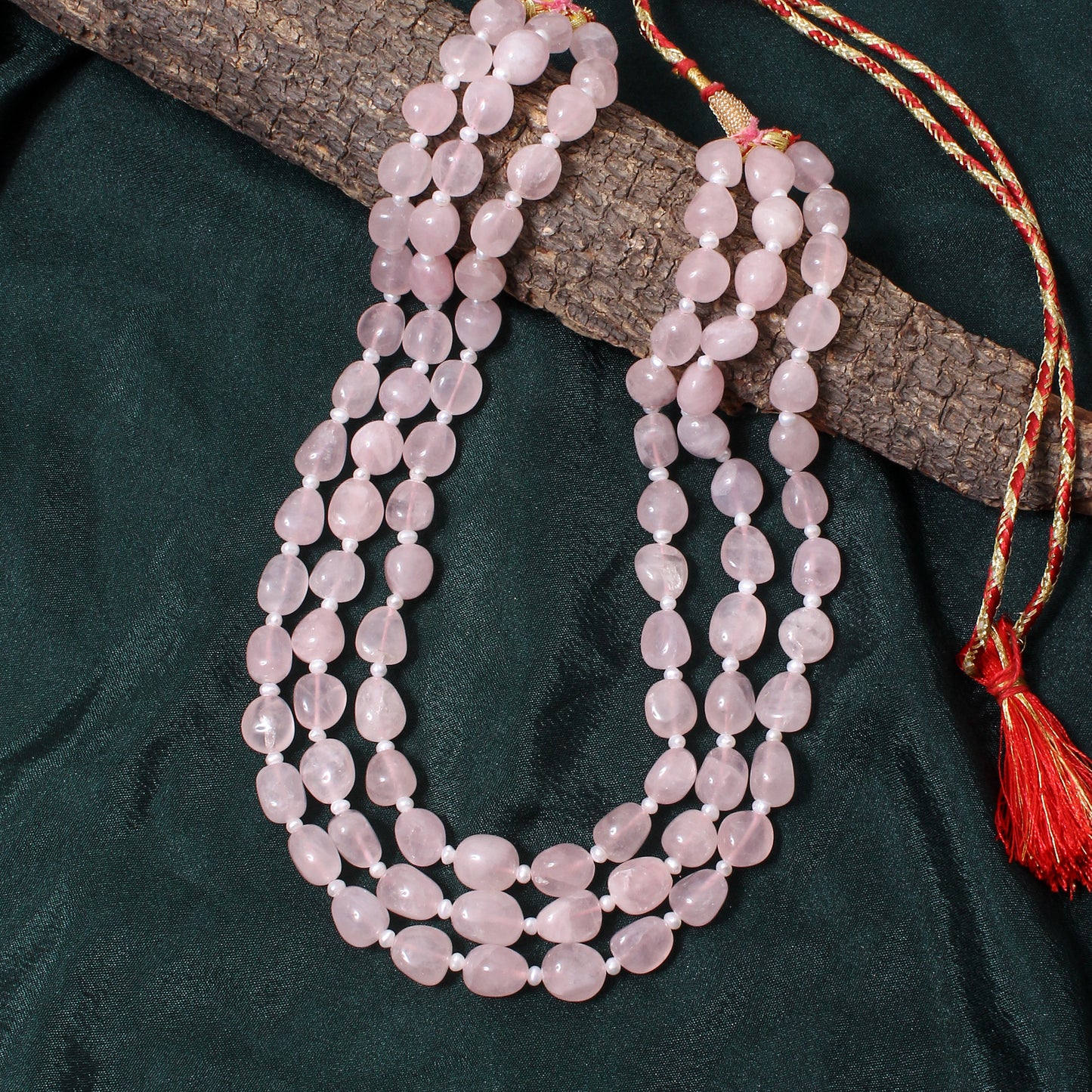 Elegant Triple-Layer Natural Rose Quartz Beaded Necklace – Crystal of Love & Inner Peace