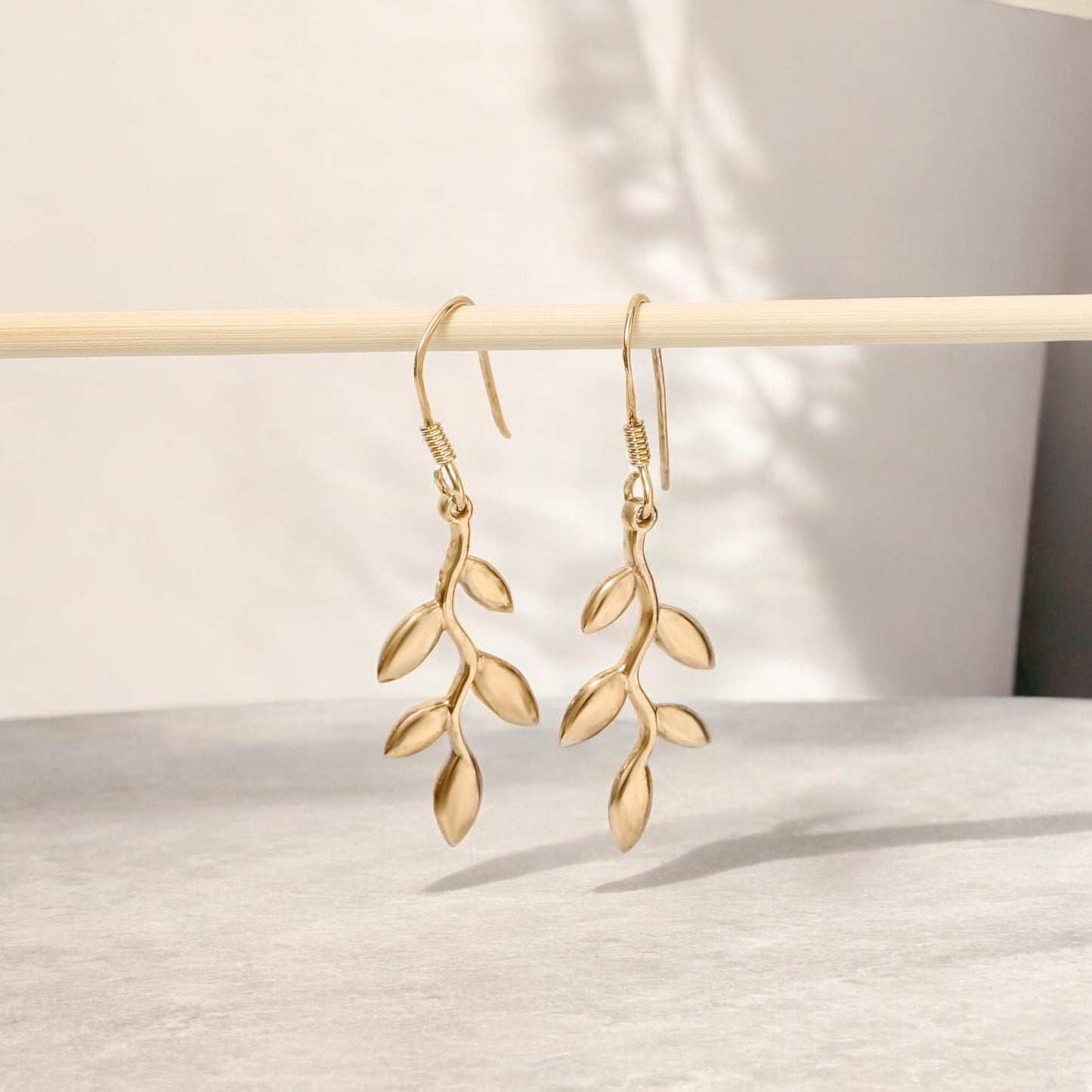 Elegant 925 Sterling Silver Leaf Drop Earrings – Nature-Inspired Beauty