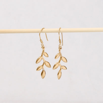 Elegant 925 Sterling Silver Leaf Drop Earrings – Nature-Inspired Beauty