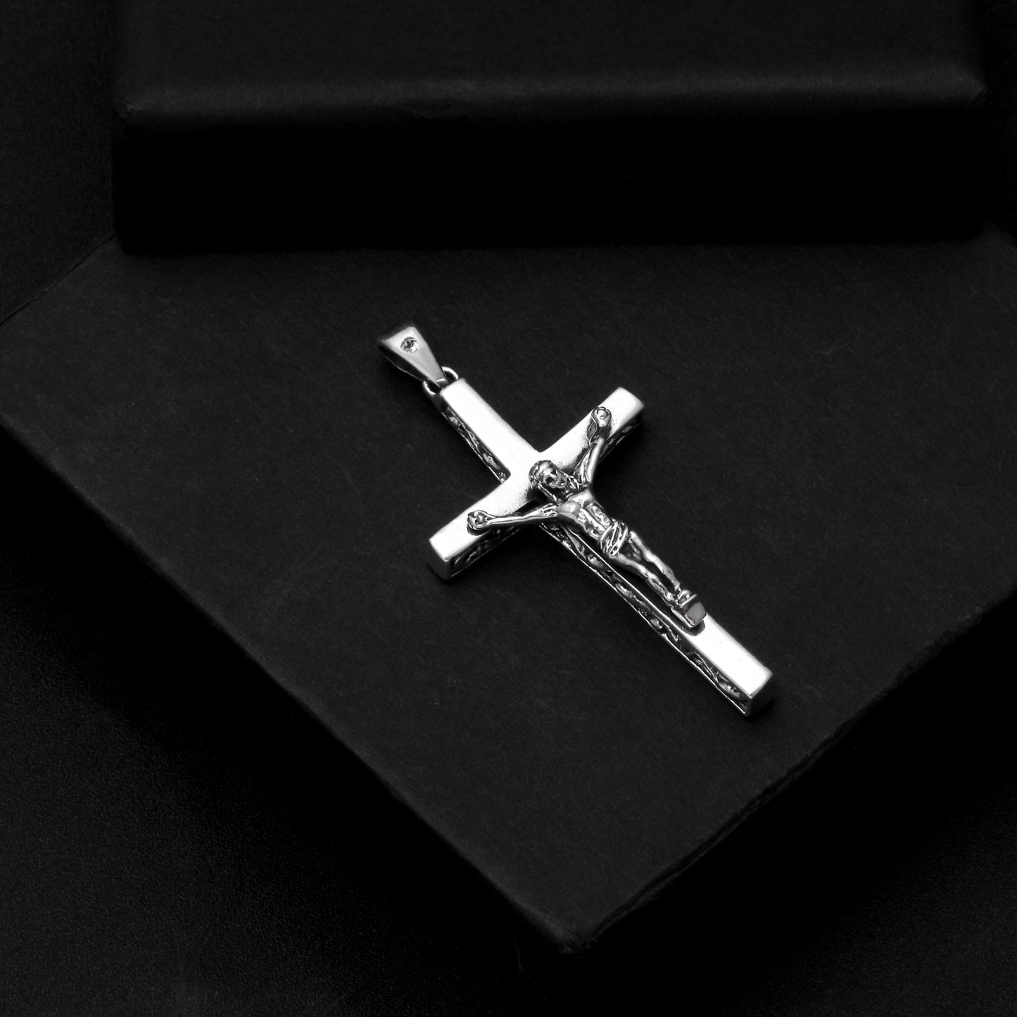 925 Sterling Silver Cross Pendant