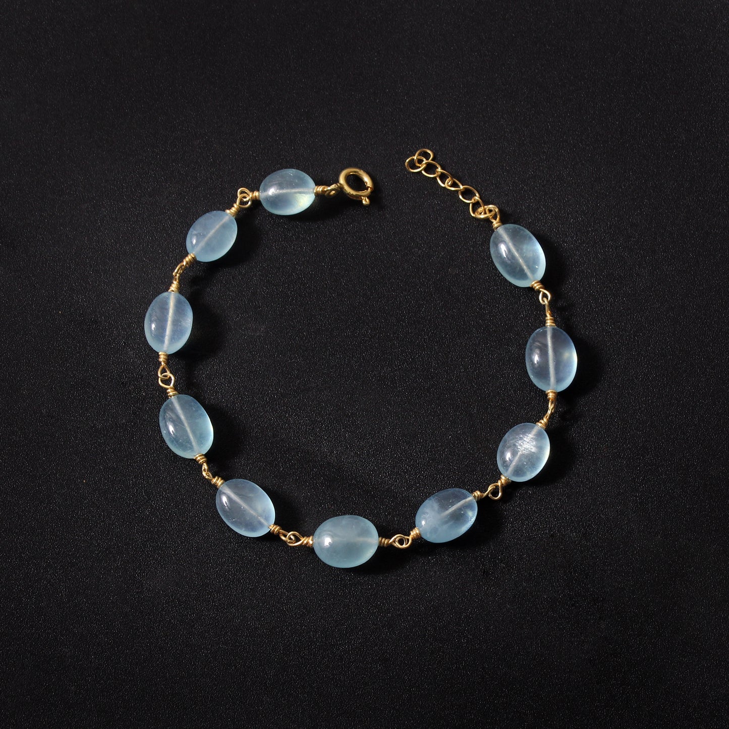 Elegant Natural Aquamarine Beaded Bracelet – Gold Wire Wrapped Adjustable Jewelry for Women and Girls